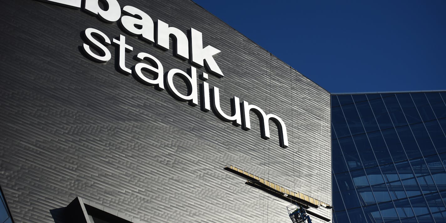 ] Mark Vancleave - mark.vancleave@startribune.com * A day after strong winter winds raked the Twin Cities a number of panels were discovered to have fallen from the new U.S. Bank Stadium on Tuesday, Dec. 27, 2016.