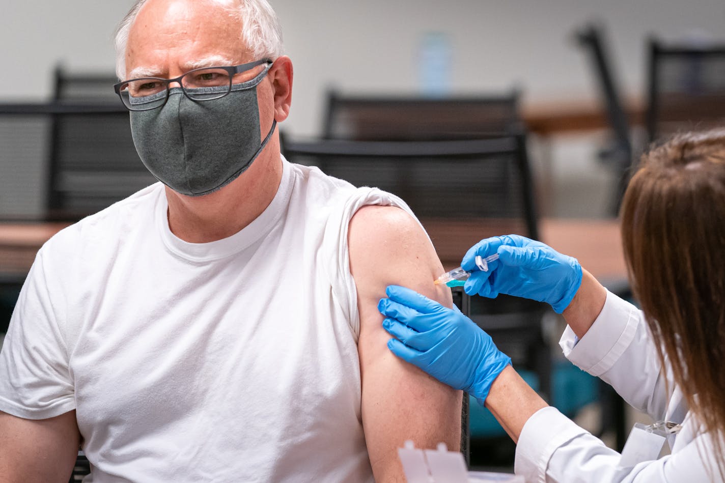 "Didn't feel a thing!" Most of Minnesota's First Family got their flu shots this morning at the revenue department. Governor Walz, First Lady Gwen, and daughter Hope. Gus took a pass for now. The Governor encouraged everyone to get one this this year as the flu season collides with the ongoing COVID pandemic. ] GLEN STUBBE • glen.stubbe@startribune.com Wednesday, October 7, 2020