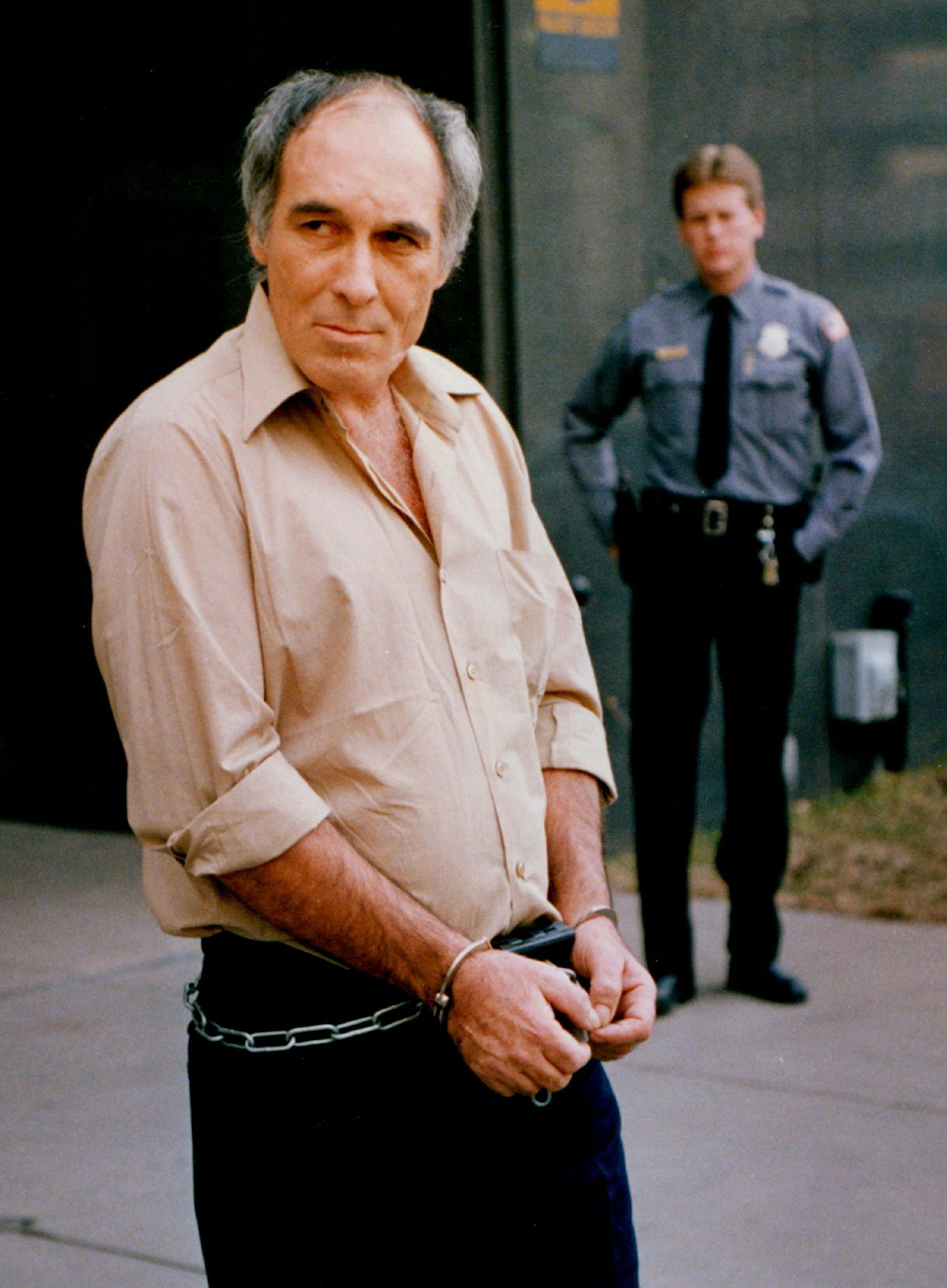 April 1, 1988 Billy Glaze walked out of the Federal building in Minneapolis Thursday, accompanied by U.S. marshals. The Minneapolis Police Department and the Hennepin County attorney's office have agreed to use grand jury subpoenas to force hesitant witnesses to testify in the murders of three American Indian women. January 31, 1989 Bruce Bisping, Minneapolis Star Tribune ORG XMIT: MIN2014060216355039 ORG XMIT: MIN1406031300320638