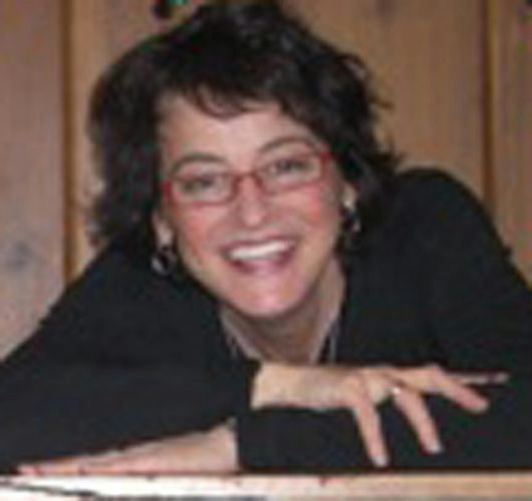 Zina Balbo started a Giving Club in March 2008.