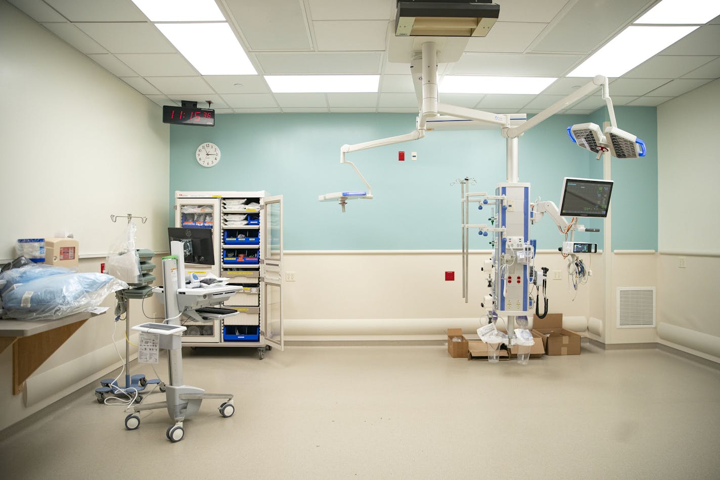 A large radiology room that can be converted into an emergency operating room is one of the new features of St. Luke's Emergency Department. ] ALEX KORMANN • alex.kormann@startribune.com St. Luke's is opening a new $37.5 million emergency department on Tuesday August 25, 2020 as part of a major overhaul of Duluth's medical district that is still underway.