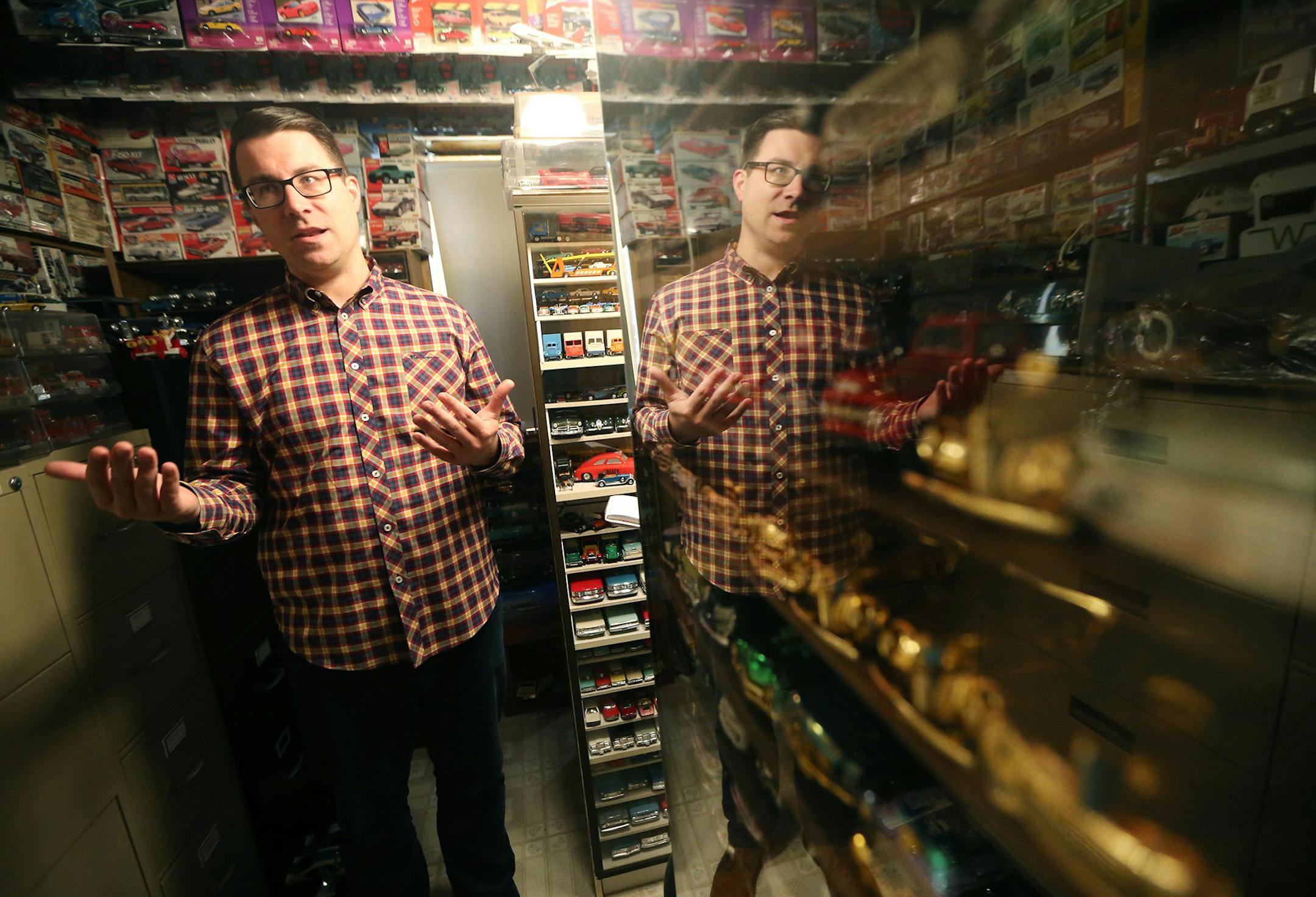 Celebration Church Pator Derrick Rose visited the home of Dennis Erickson to look at his car collection, Thursday, March 24, 2016 in Eagan, MN. ] (ELIZABETH FLORES/STAR TRIBUNE) ELIZABETH FLORES • eflores@startribune.com