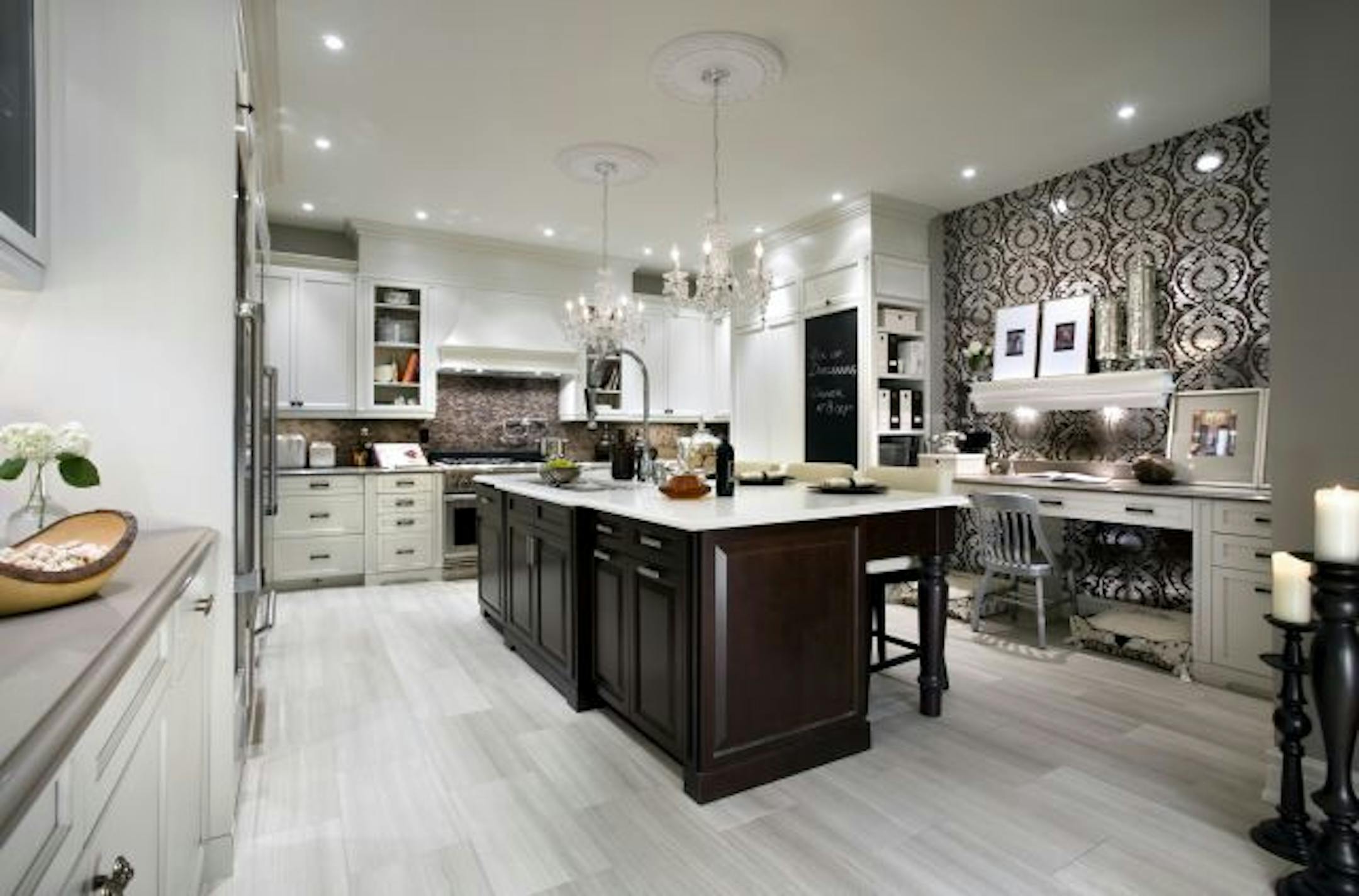 After: Blending traditional and modern touches, providing contrasting colors and a variety of materials combined to create a chic and stylish space in which to cook, eat and entertain.