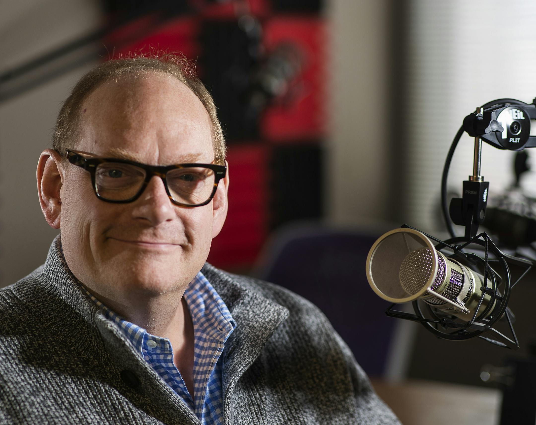 Portrait of Marshall Saunders.] Jerry Holt • Jerry.Holt@startribune.com Whiteboard column for Sunday biz on Marshall Saunders, a former real estate brokerage co-owner who now helps agents and other business owners/experts produce and distribute podcasts Tuesday December 31, 2019 in St. Paul, MN.
