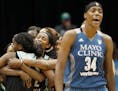 Sylvia Fowles led the Lynx with 21 points and nine rebounds in Tuesday's victory over Los Angeles.