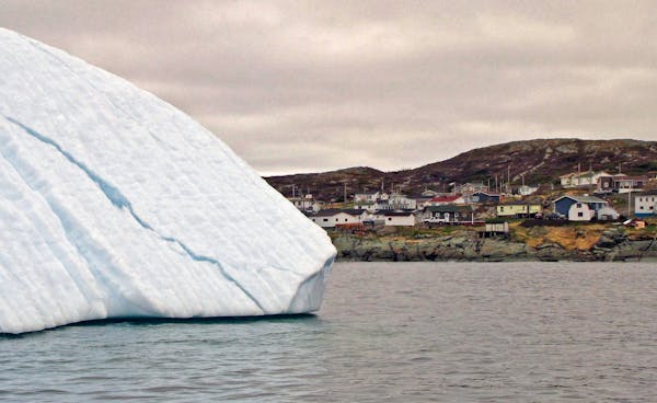 #39: Iceberg in St. Anthony Harbor. ORG XMIT: MIN1507221047541428