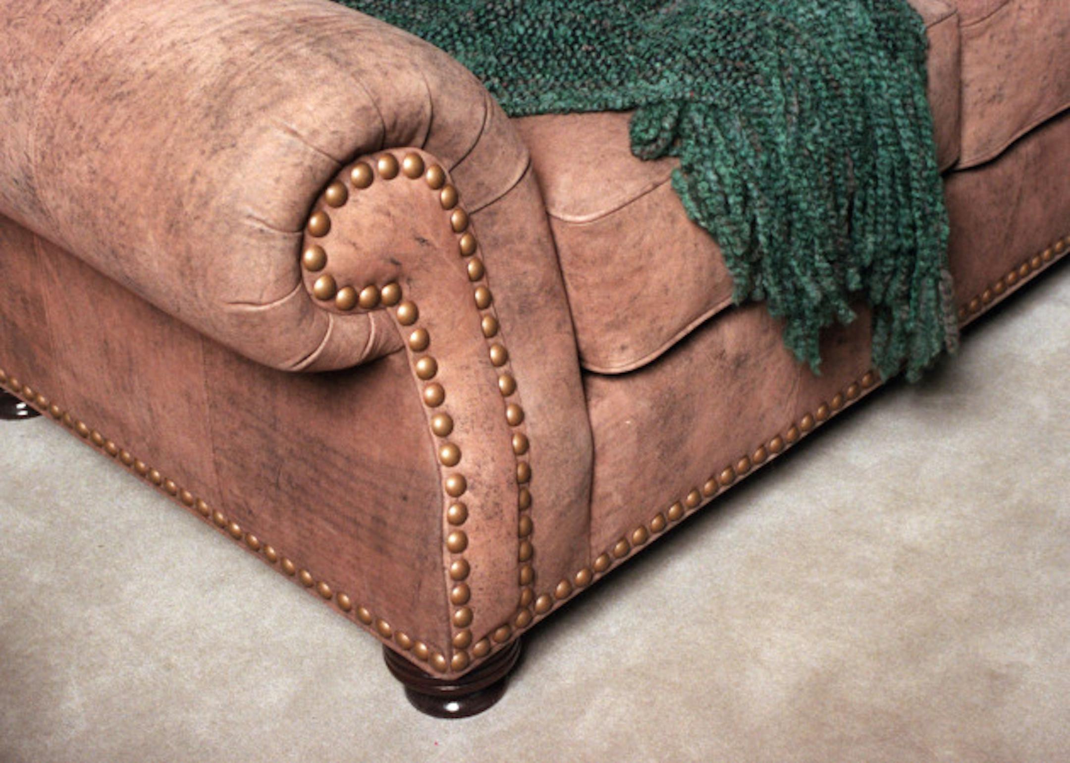 What's new in sofas? -- Various sofa designs & patterns.