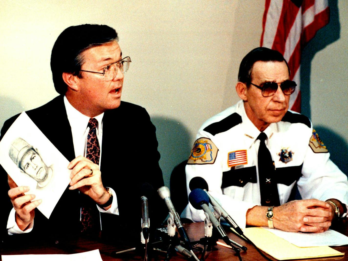 December 14, 1989 Jeff Jamar, Minnesota & Dalotas FBI head and Stearns County Sheriff Charlie Grafft at a press conference during which they released the latest sketch of the man they are sure is the suspect in the Jacob Wetterling kidnapping. Charles Bjorgen, Minneapolis Star Tribune