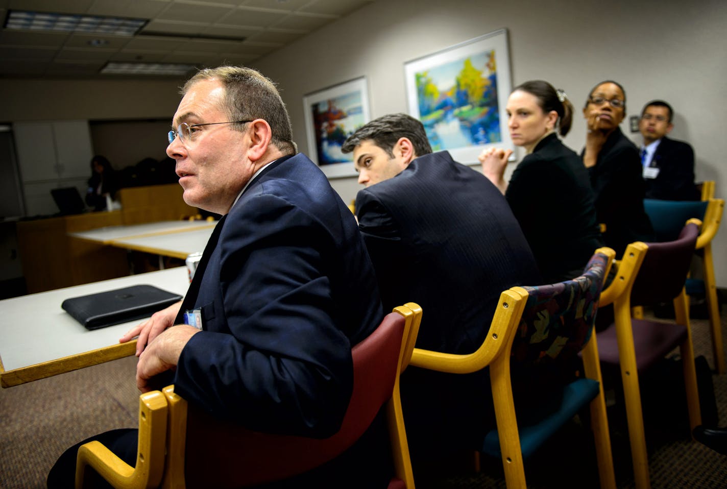 Dr. Charles Rosen, left, led the Mayo Clinic's transplant selection team in a status meeting to match patients with donors. July 2, 2014 ] GLEN STUBBE * gstubbe@startribune.com