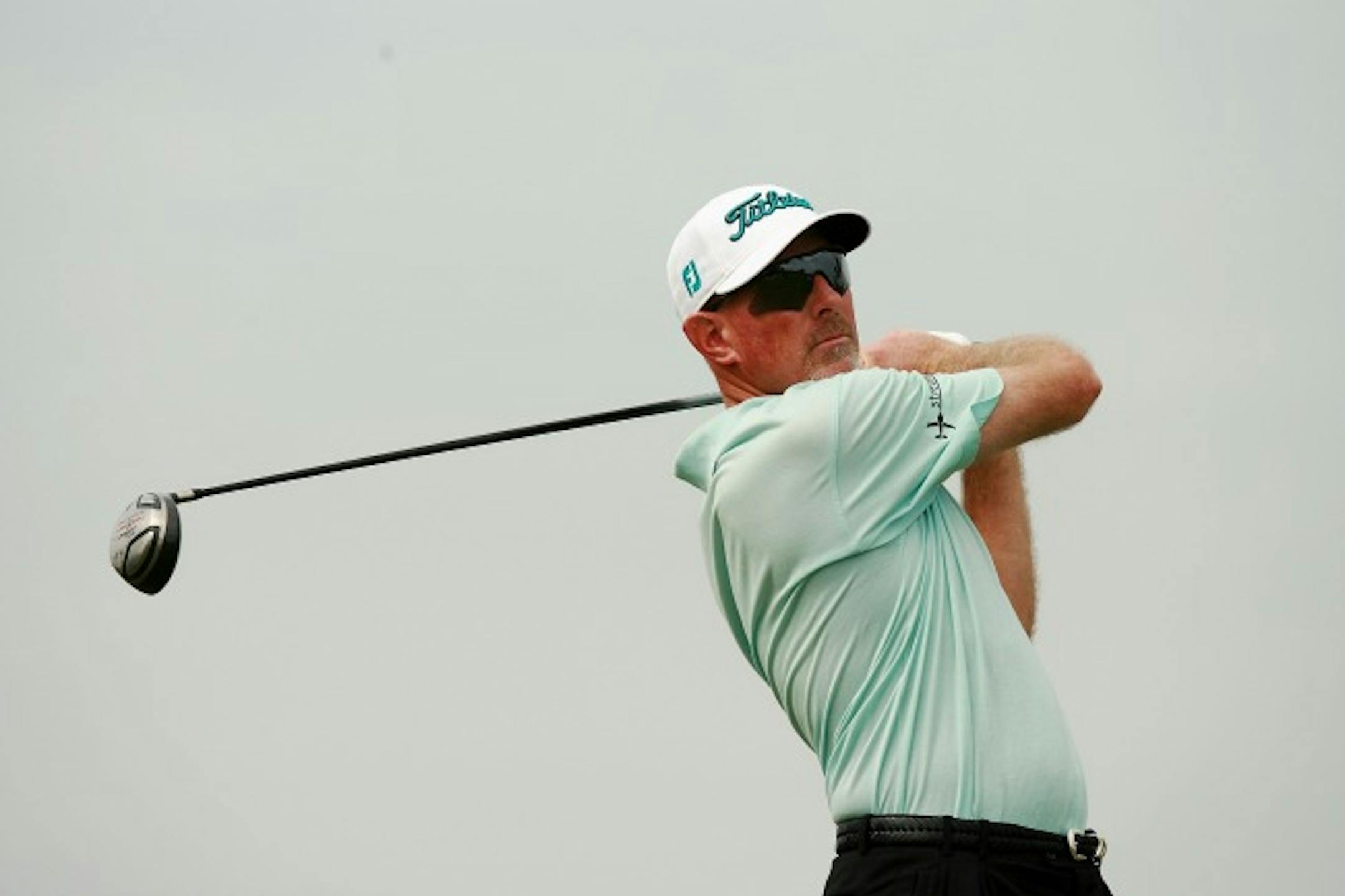 PORT SAINT LUCIE, FL - OCTOBER 25: Frank Lickliter II hits his tee shot on the fifth hole during the Ginn Sur Mer Classic at Tesoro on October 25, 2007 in Port Saint Lucie, Florida. (Photo by Doug Benc/Getty Images) ORG XMIT: 76706340