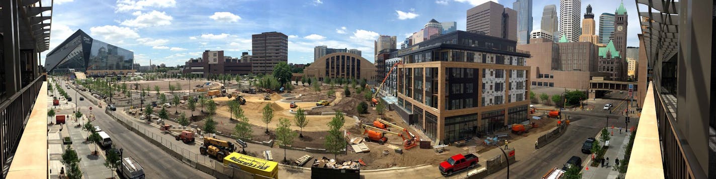 The view of construction of US Bank Stadium, Downtown East Commons Park and the new Edition apartments in Minneapolis, MN. ] CARLOS GONZALEZ cgonzalez@startribune.com - June 2, 2016, Minneapolis, MN, The Edition apartments under construction