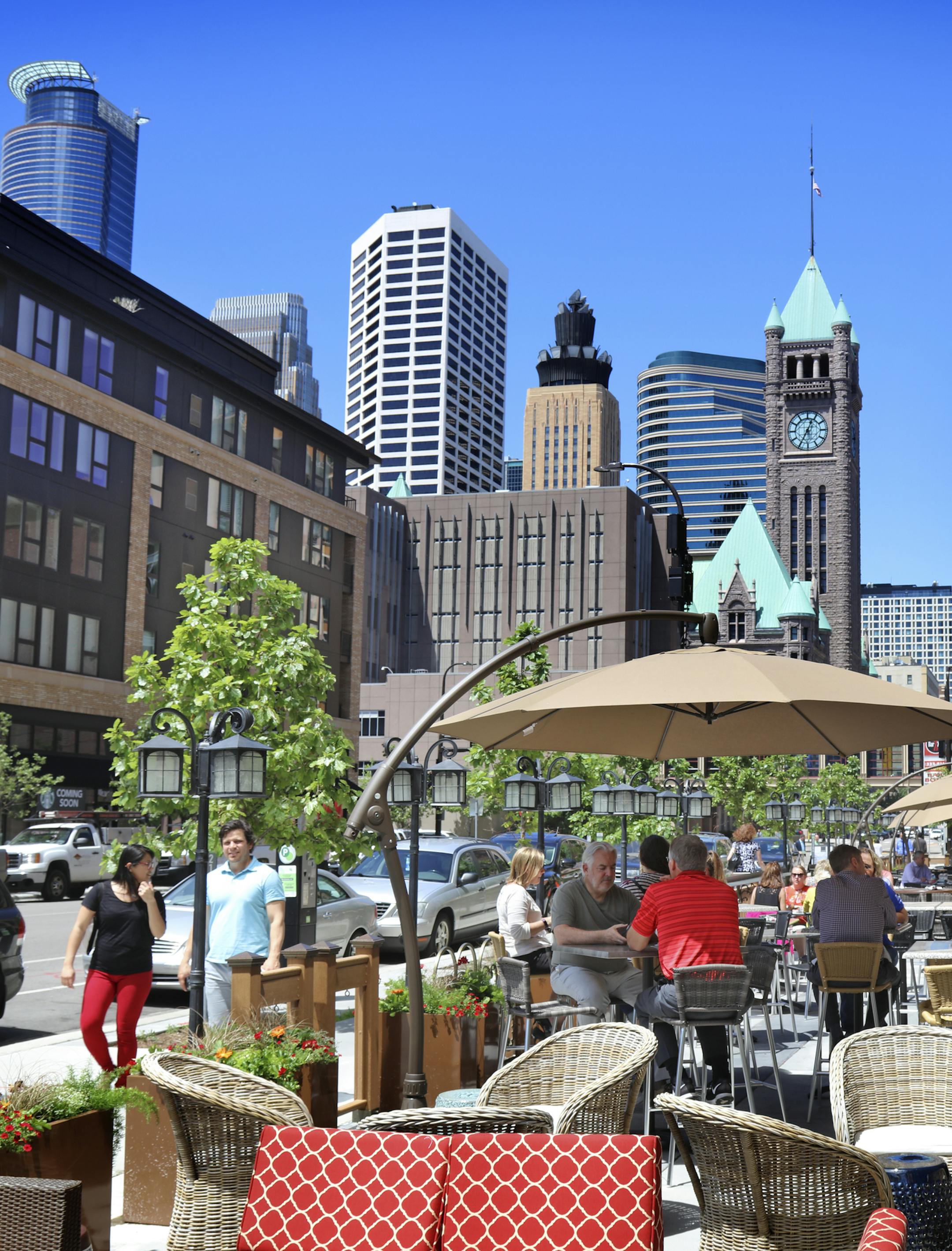 Sidewalk cafe outside McKinney Roe in downtown Minneapolis. Star Tribune Photo by Rick Nelson