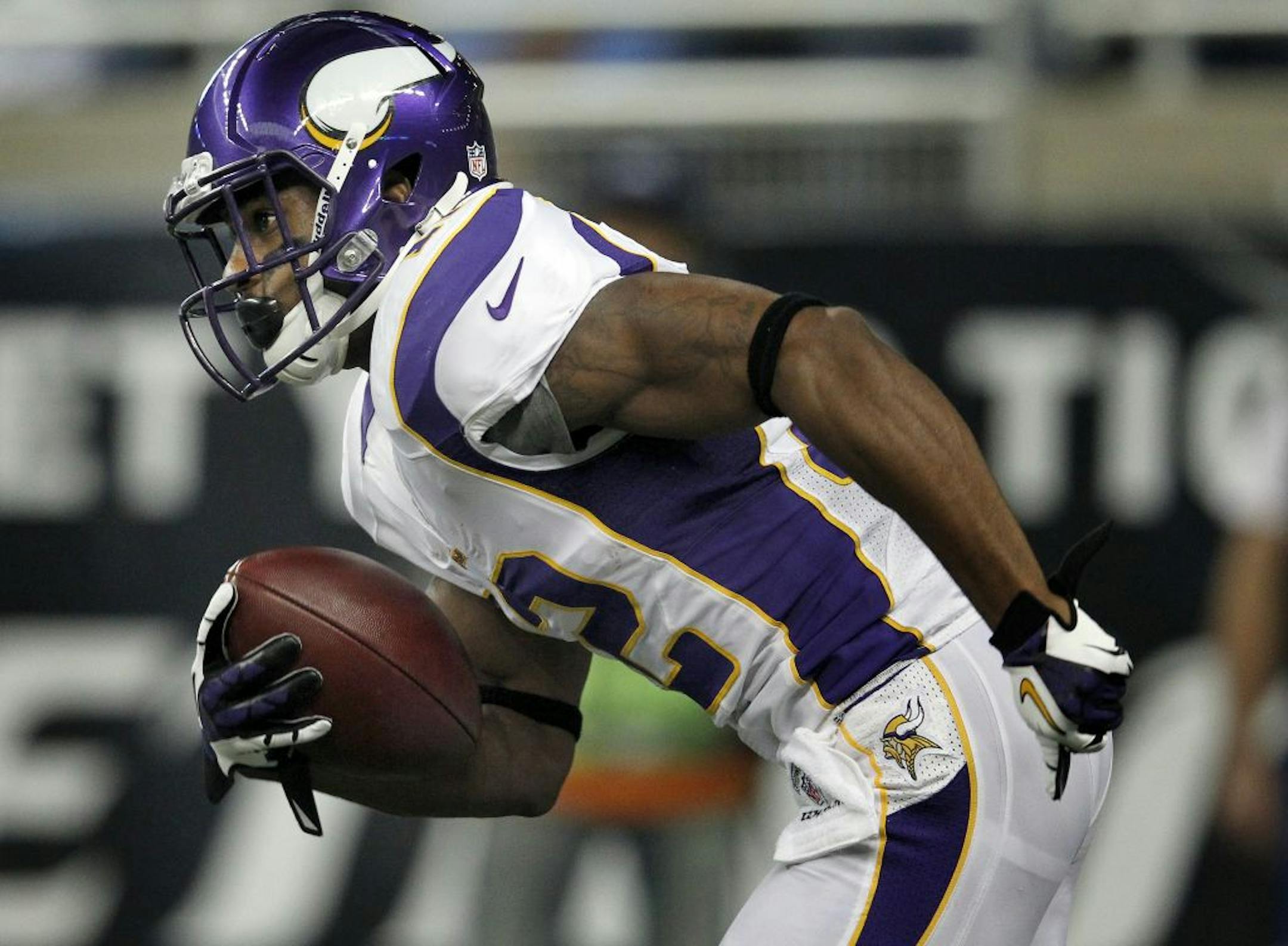 The Vikings' Percy Harvin returned the opening kickoff 105 yards for a touchdown against the Lions.