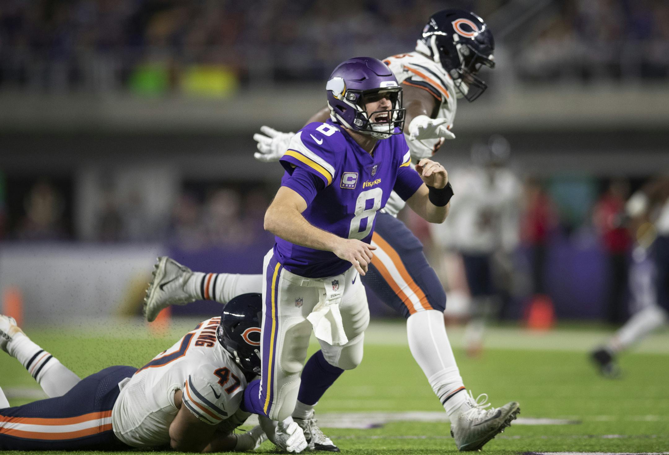 Minnesota Vikings quarterback Kirk Cousins (8) was pressured late in the fourth quarter by Chicago Bears linebacker Isaiah Irving (47) at U.S. Bank Stadium Sunday December 30, 2018 in Minneapolis , MN.] The Minnesota Vikings lost to the Chicago Bears 24-10 at U.S. Bank Stadium. Jerry Holt &#x2022; Jerry.holt@startribune.com
