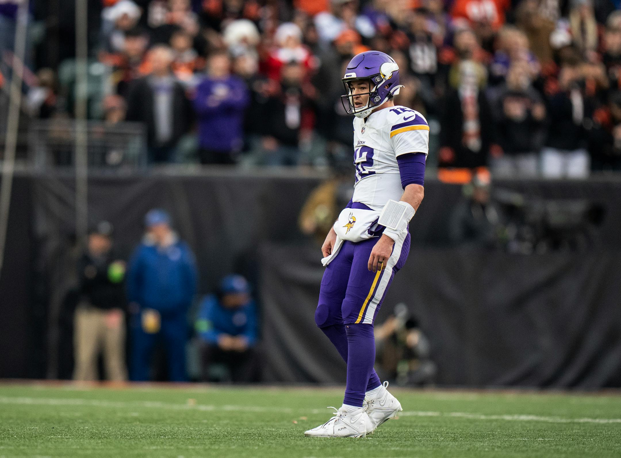 Minnesota Vikings quarterback Nick Mullens (12) walked off the field after failing to pick up a first down in overtime the Saturday December ,16 ,2023 in,Cincinnati, OH. ] JERRY HOLT • jerry.holt@startribune.com