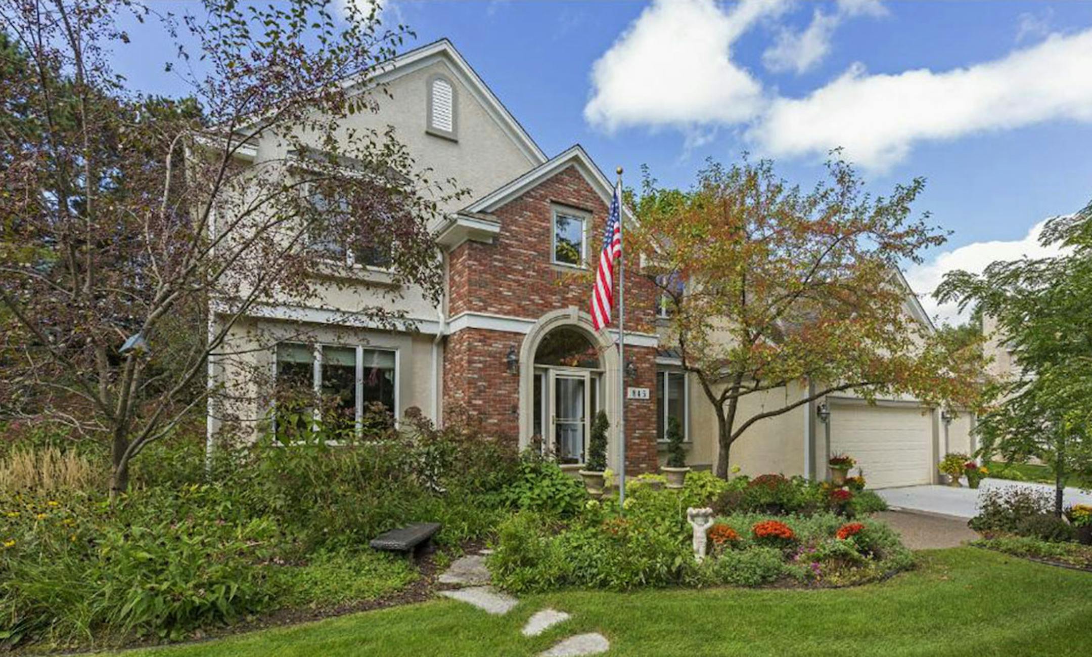 Mahtomedi
Built in 1991, this three-bedroom, three-bath house has 3,223 square feet and features three bedrooms on one level, two fireplaces, eat-in kitchen, formal dining room and full unfinished basement. Listed by Mark Ashby, 651-287-4040, and Dana Ashby, 651-271-2921, Edina Realty.