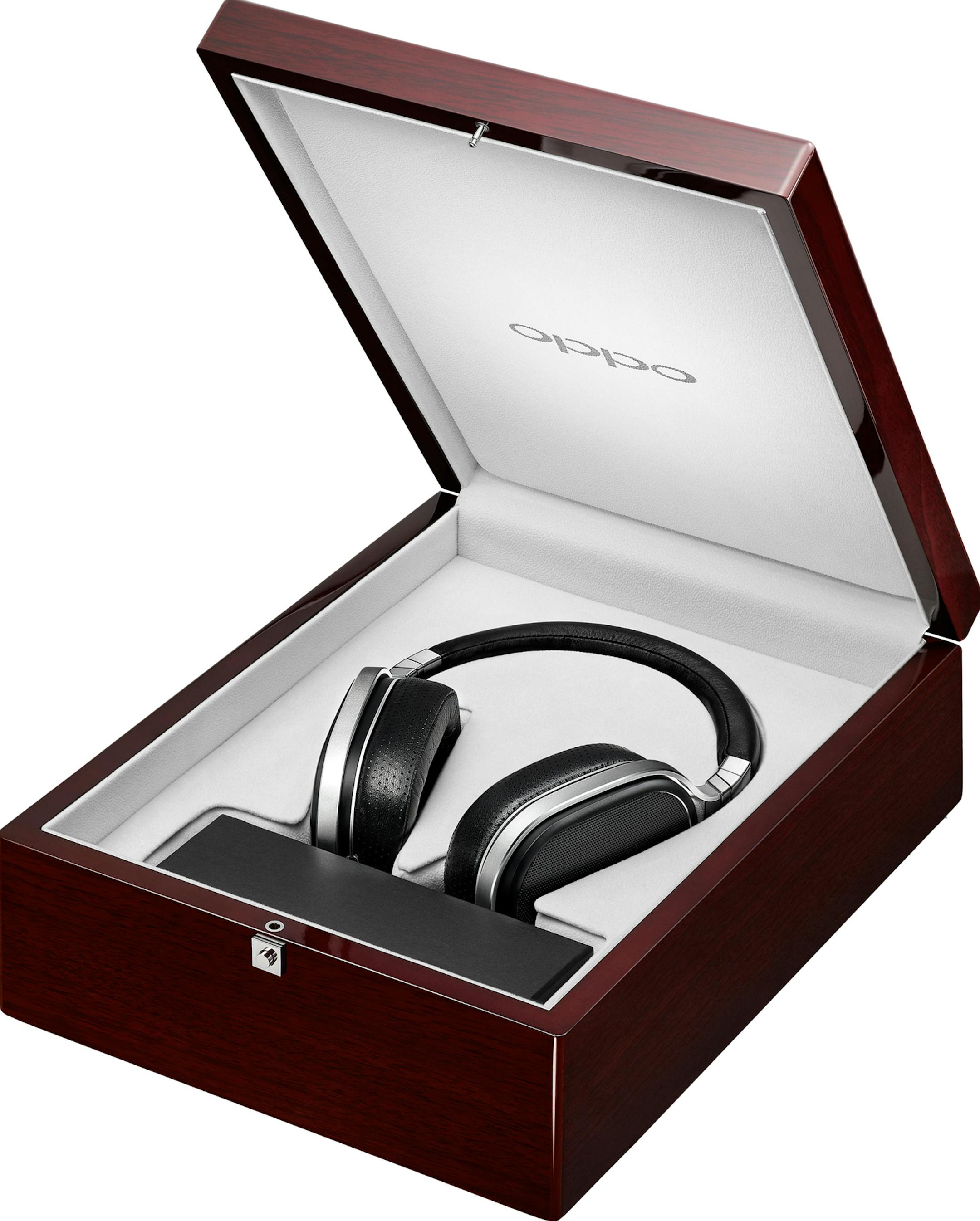 Oppo PM-1 headphones. (Photo courtesy Oppo Digital/TNS) ORG XMIT: 1176925