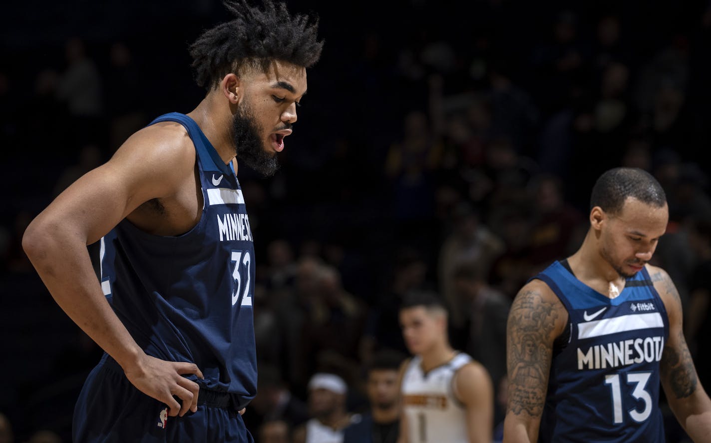 Minnesota Timberwolves center Karl-Anthony Towns (32) walked off the court at the end of the game. ] CARLOS GONZALEZ &#x2022; cgonzalez@startribune.com &#x2013; Minneapolis, MN &#x2013; January 20, 2020, Target Center, NBA, Minnesota Timberwolves vs. Denver Nuggets