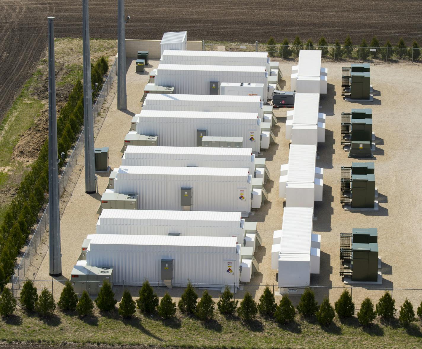 Aerial view of the Lee-DeKalb storage project at Lee-DeKalb Substation at the Lee-DeKalb wind site in Shabbona, Illinois on Apr. 28, 2015. ORG XMIT: _DM70087.jpg