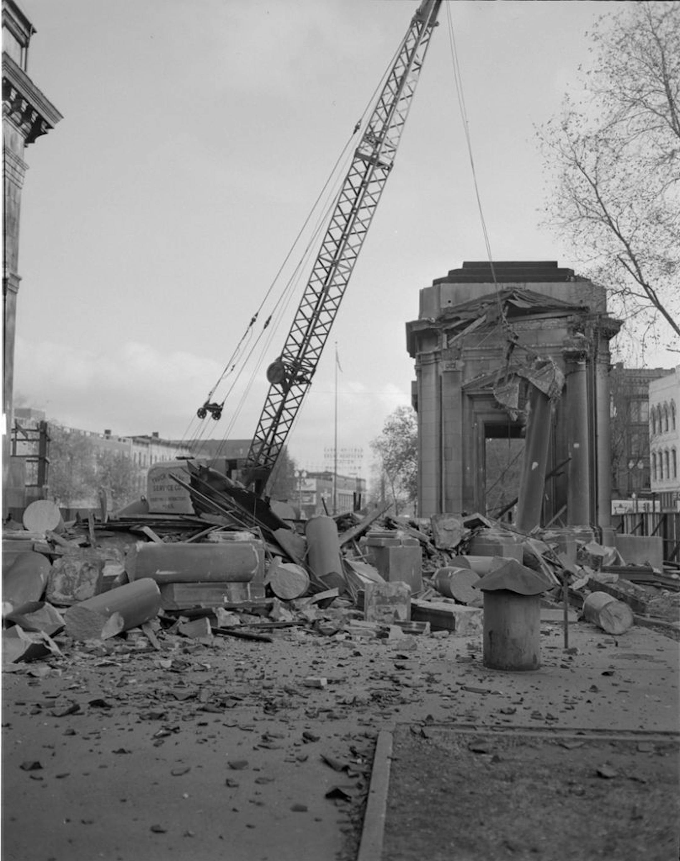 Location No. MH5.9 MP4.1 r338
Negative No. 56824
Title: Demolition of Gateway Park Building, Washington Avenue South, Minneapolis.
Photographer: Minneapolis Star Journal Tribune Date: 1953
Medium: Photograph