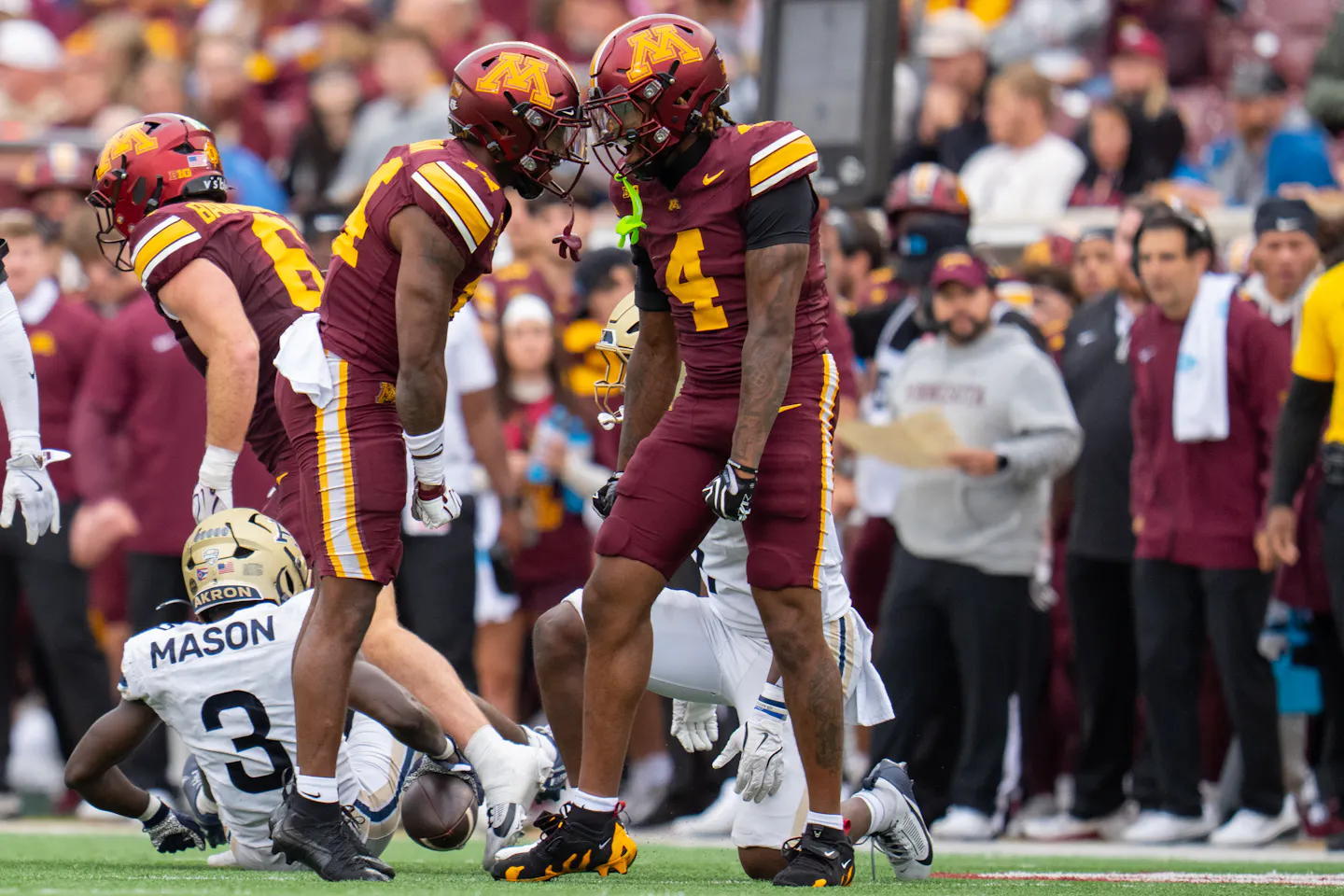 Minnesota Gophers football safety Zack Harden steps up after Koi Perich
