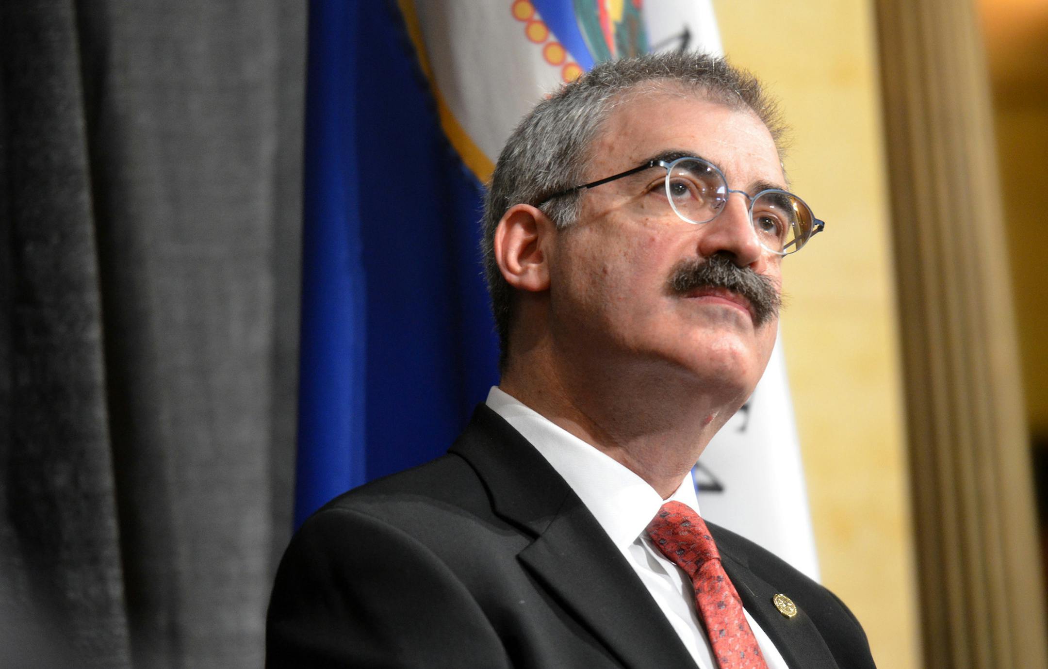 MnSCU Chancellor Steven Rosenstone at his installation ceremony Wednesday, October 19, 2011, in the State Capitol Rotunda. ] GLEN STUBBE * gstubbe@startribune.com ORG XMIT: MIN2014062015202863