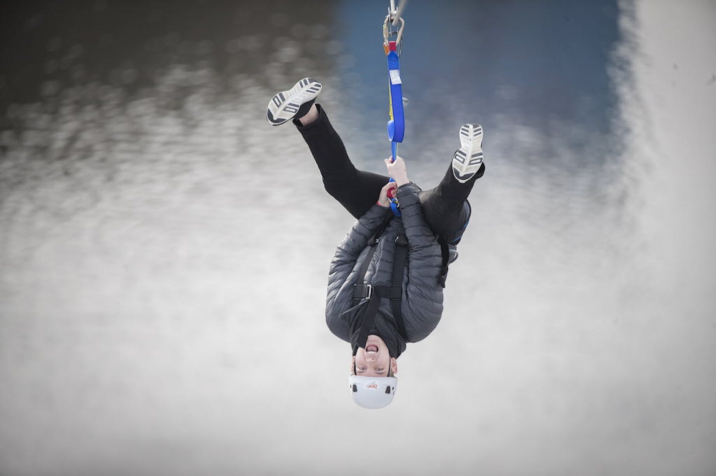 People made their way across the Mississippi River via zip line, Friday, January 26, 2018 in Minneapolis, MN. ] ELIZABETH FLORES &#xef; liz.flores@startribune.com