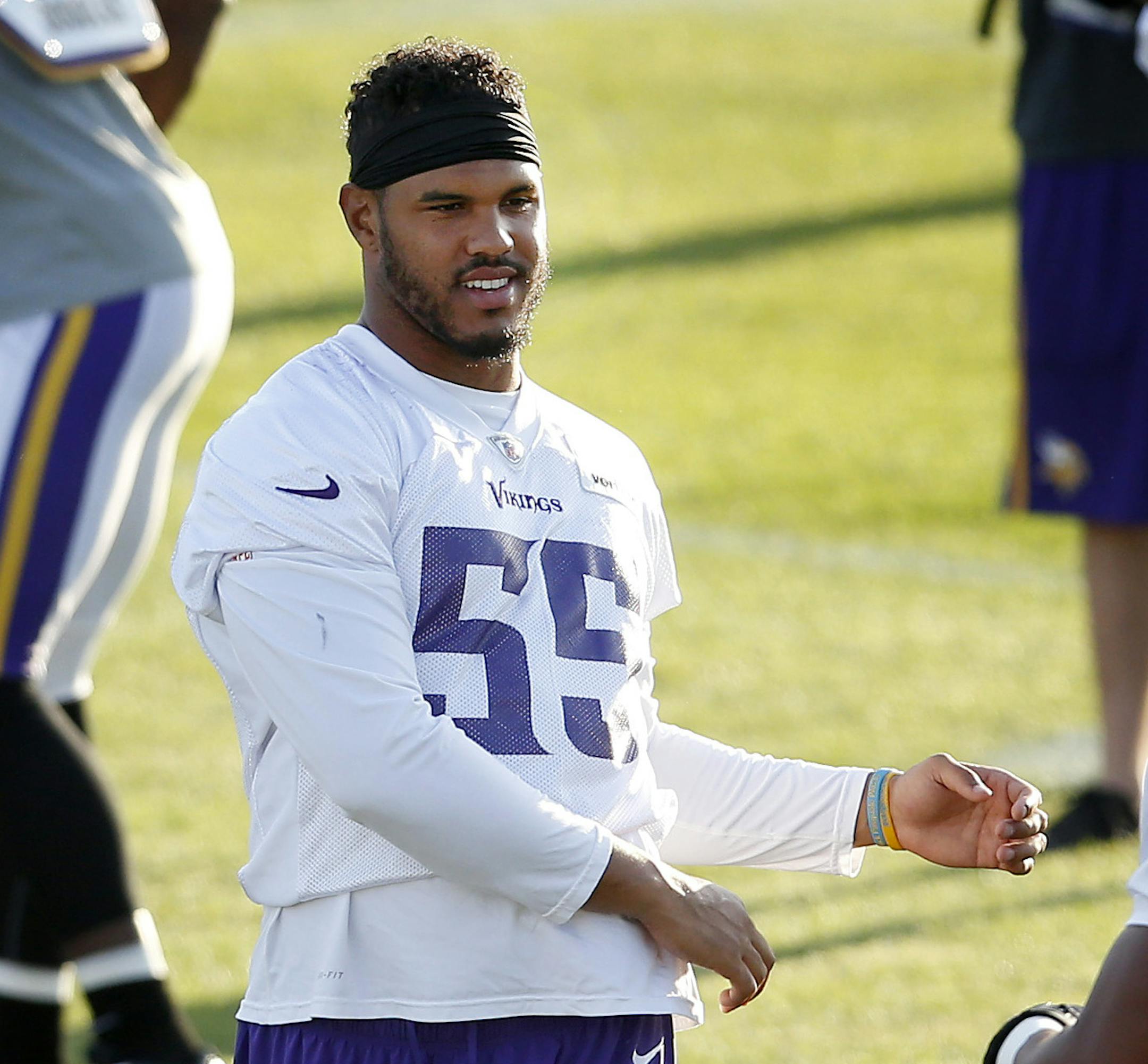 Minnesota Vikings linebacker Anthony Barr (55) stretched out with the team on Tuesday evening. ] CARLOS GONZALEZ cgonzalez@startribune.com - August 4, 2015, Mankato, MN, NFL, Minnesota Vikings Training Camp, Minnesota State University, Mankato,