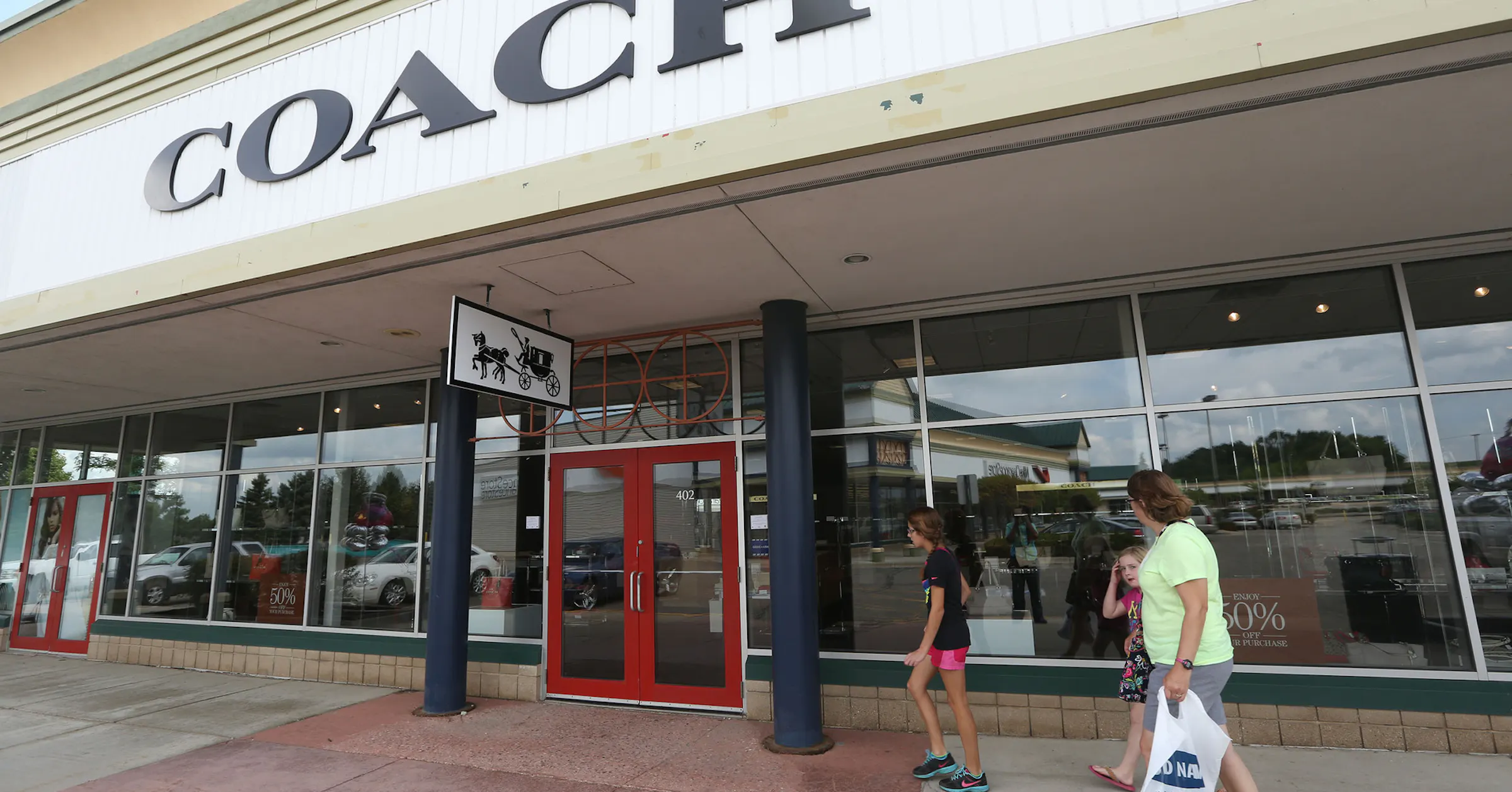 New outlet mall in Eagan signals a retailing shift