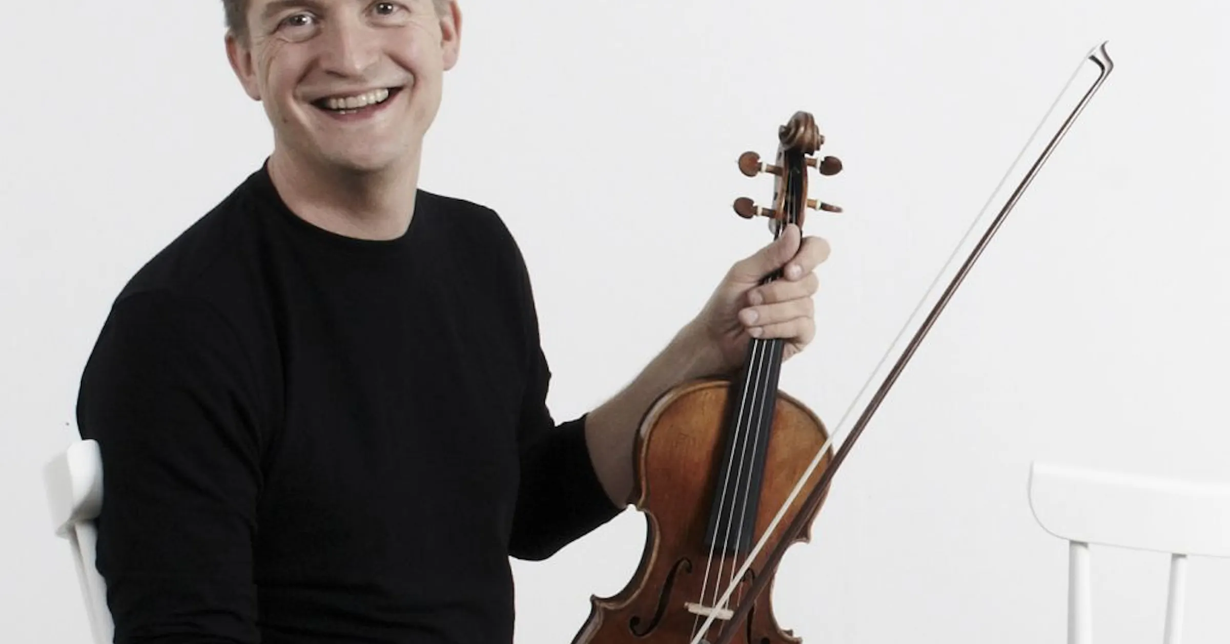 Contemporary Fiddler Classical music spotlight: Fiddler on the move