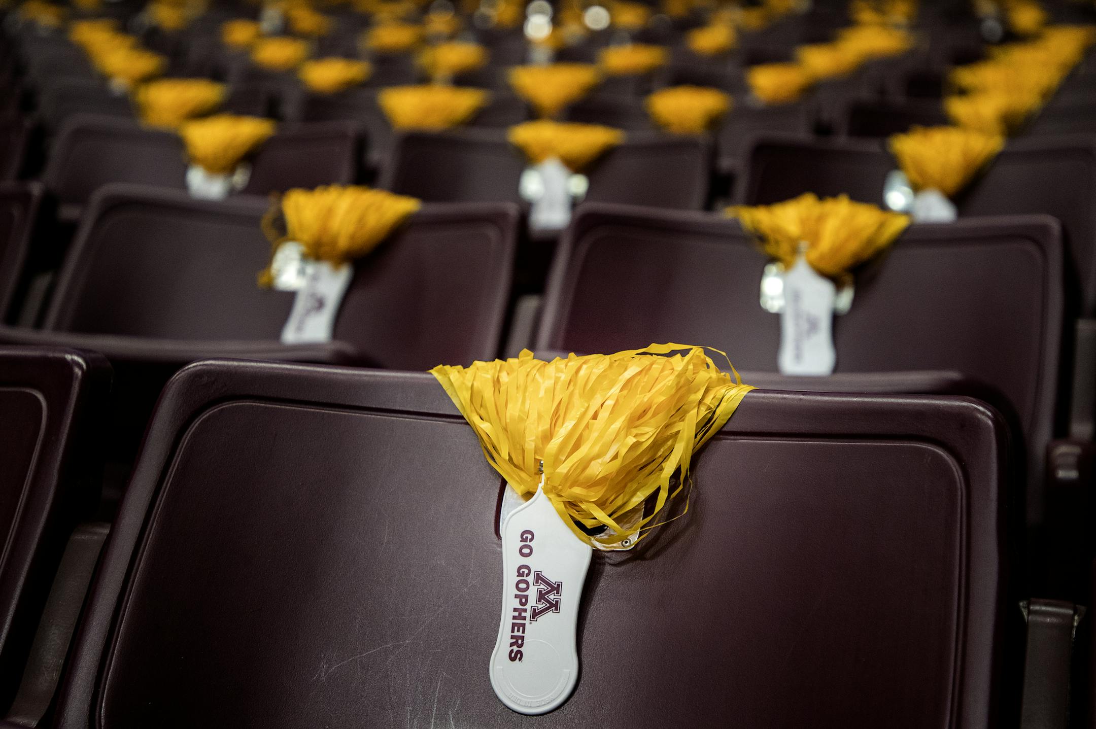 Pom poms on the seats at Williams Arena before the Minnesota Gophers #12 take on Miami Hurricanes #10 ] CARLOS GONZALEZ ï cgonzalez@startribune.com - November 29, 2017, Minneapolis, MN, Williams Arena, NCAA Basketball, University of Minnesota Gophers vs. Miami Hurricanes