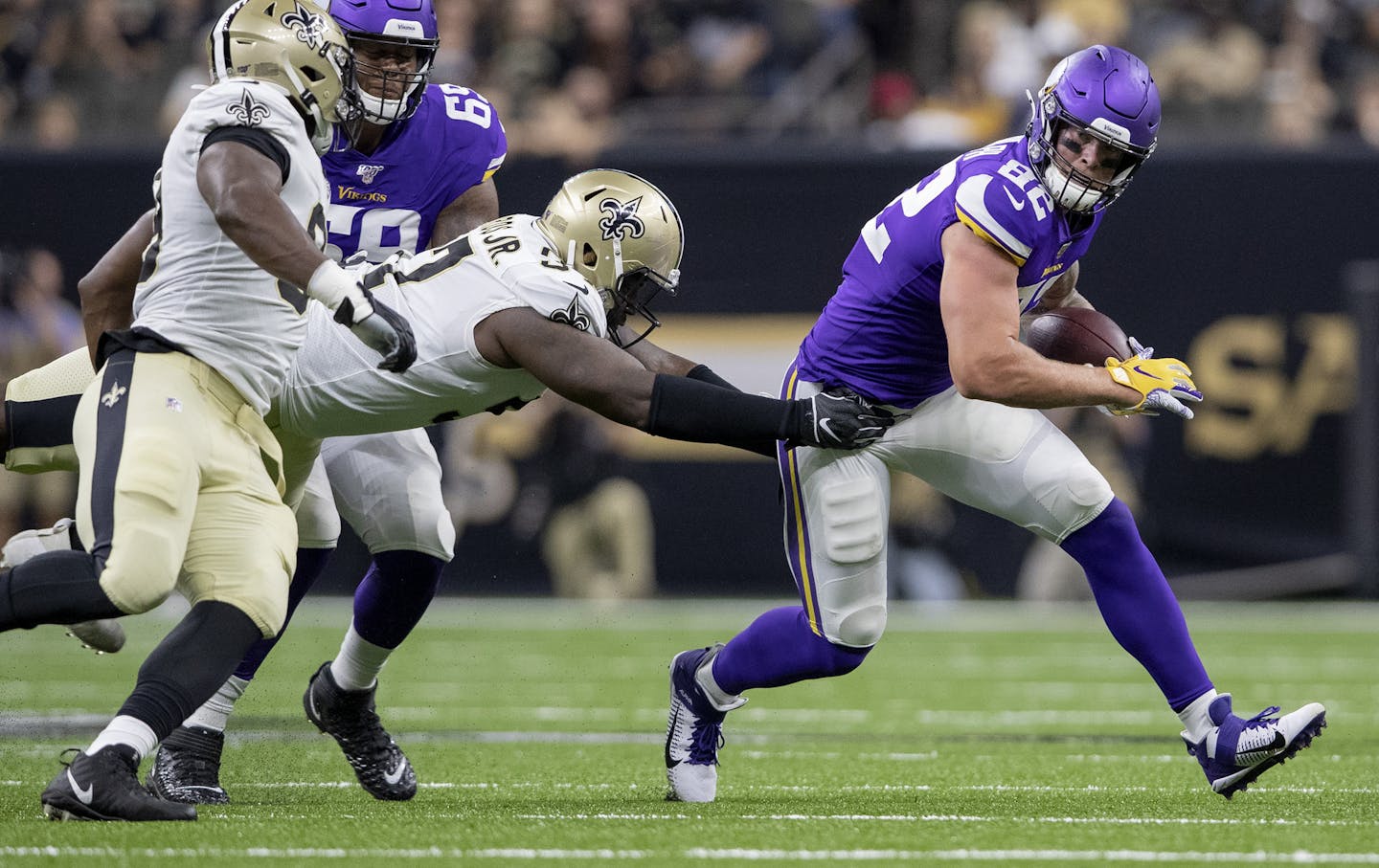 Minnesota Vikings Kyle Rudolph in the first quarter. ] CARLOS GONZALEZ &#x2022; cgonzalez@startribune.com &#x2013; New Orleans, LA &#x2013; August 9, 2019, Mercedes-Benz Superdome, NFL Preseason, Minnesota Vikings vs. New Orleans Saints