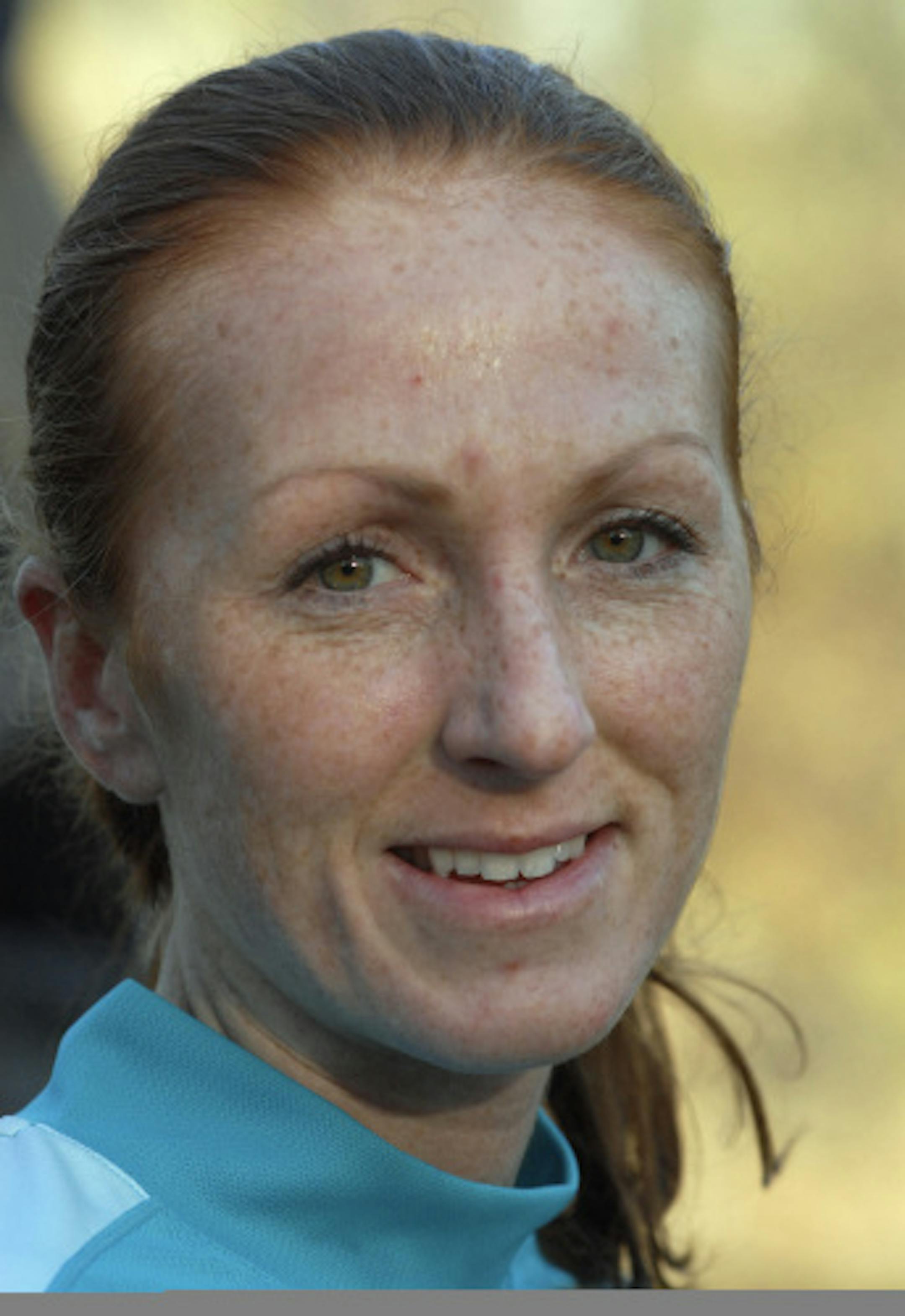 In This picture : Katie McGregor GENERAL INFORMATION: RICHARD SENNOTT�rsennott@startribune.com MInneapolis, Mn. Friday 10/27/2006 Katie McGregor is a member of Team Minnesota. She's an outstanding runner who is moving up to the marathon distance and will make her debut in the New York City marathon next weekend