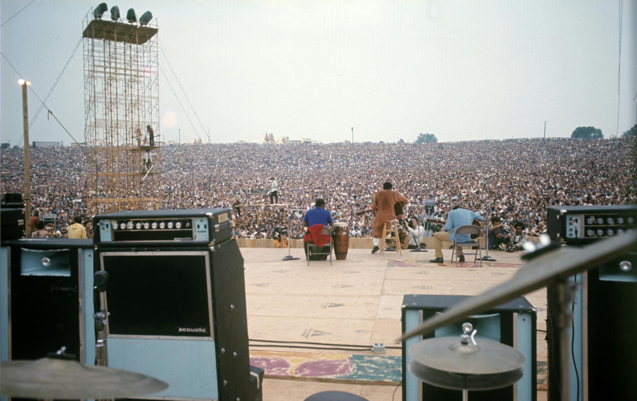 Richie Havens performs at Woodstock
