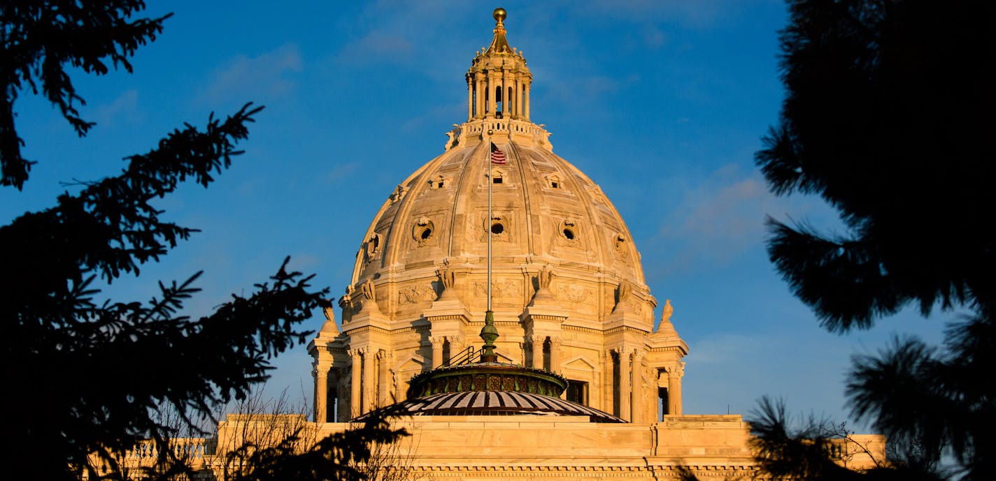 The Minnesota State Capitol was bathed in warm evening light as the sun went down on the first day of the legislative session. ] GLEN STUBBE &#x2022; glen.stubbe@startribune.com Tuesday, February 20, 2018 EDS, FOR USE WITH ANY APPROPRIATE STORY GS