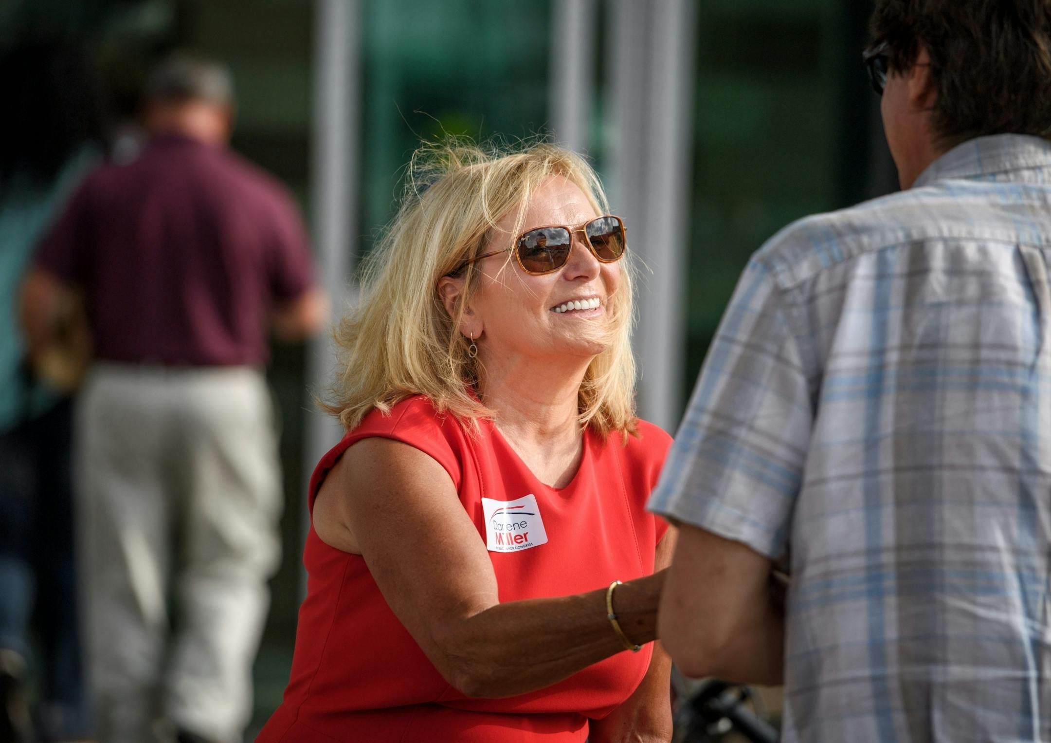Hours before the polls closed in Minnesota, Republican primary candidate Darlene Miller greeted evening commuters in Apple Valley and encouraged them to vote for her. She is running against three other Republicans for John Kline's seat in the second congressional district. The winner of this primary will run against Democrat Angie Craig.