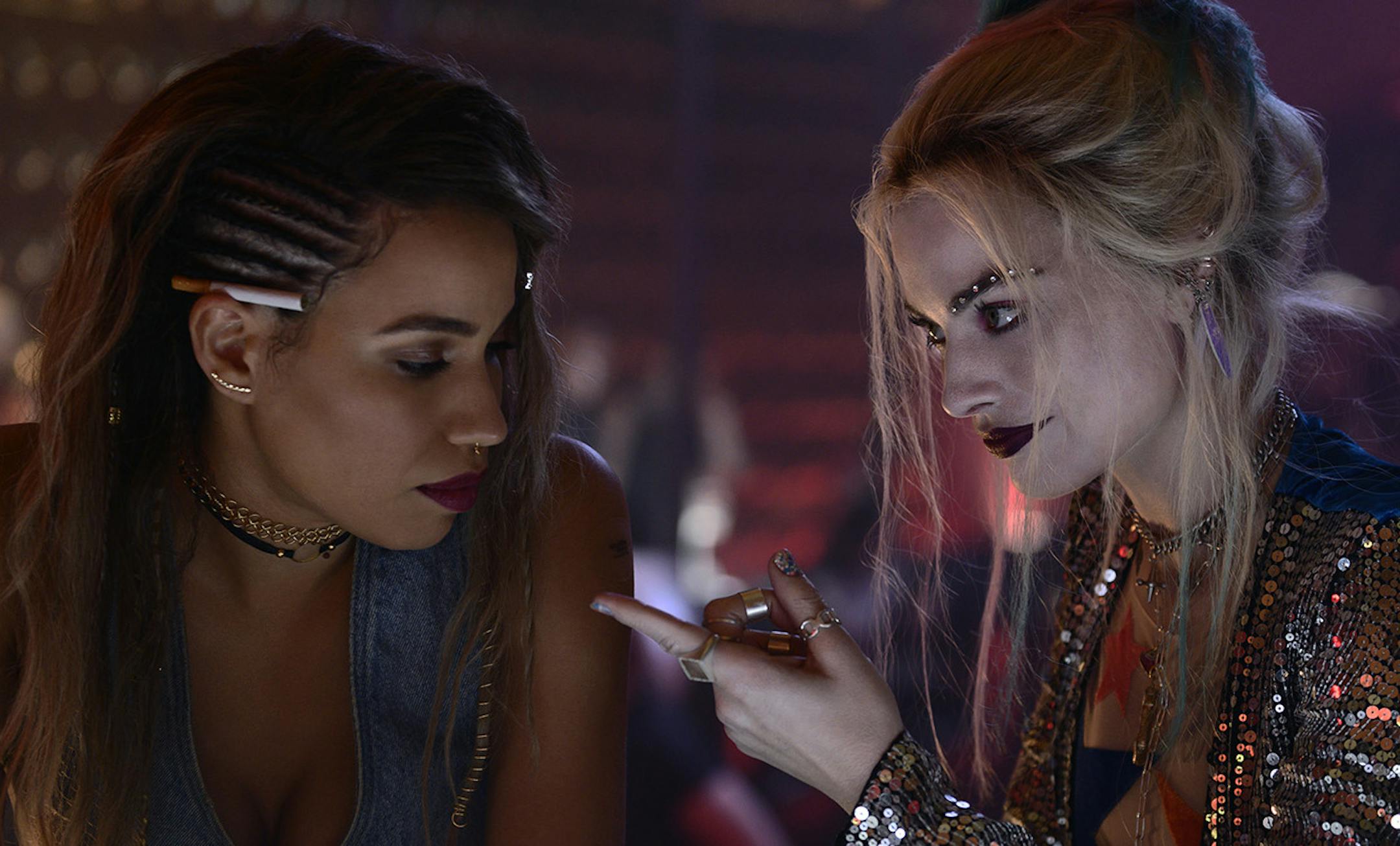 In 'Birds of Prey,' Black Canary (Jurnee Smollett-Bell, left) and Harley Quinn (Margot Robbie) are pretty similar to their comics counterparts. (Claudette Barius/DC Comics/TNS) ORG XMIT: 1571124