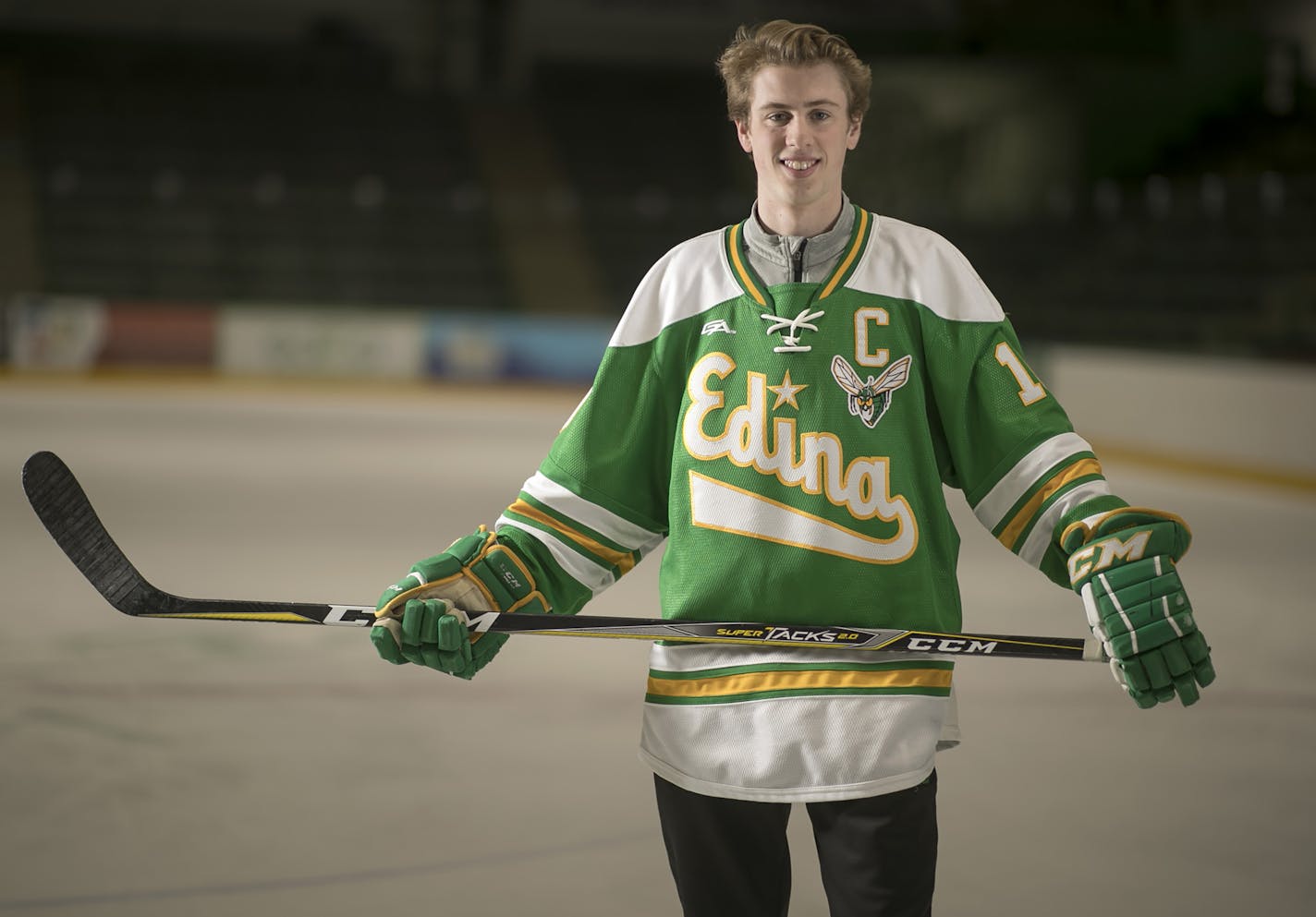 Sammy Walker, Edina Boys' hockey metro player of the year Monday Feb 19, 2018 in Edina, MN.] JERRY HOLT &#xef; jerry.holt@startribune.com