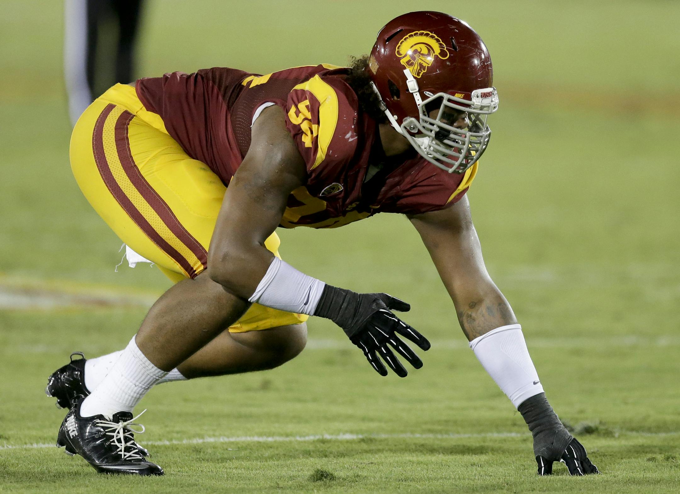 Southern California defensive end Leonard Williams plays against Washington State during the first half of an NCAA college football game in Los Angeles, Saturday, Sept. 7, 2013. (AP Photo/Chris Carlson) ORG XMIT: otkcc66