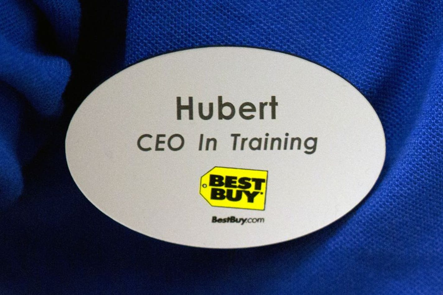 Best Buy has appointed a new CEO, Hubert Joly, to lead the beleaguered electronics retailer and this week Joly was working the floor as a "blue shirt" at the St. Cloud Store.
BRIAN PETERSON • brianp@startribune.com
St. Cloud, MN - 09/06/2012