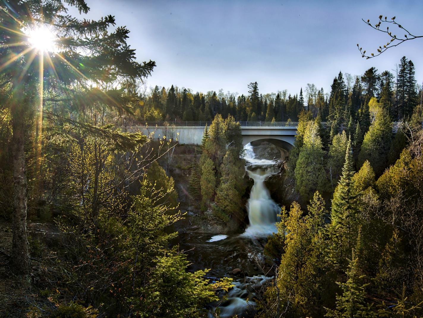 The Cross River falls is easy to miss if you drive right by, as it falls right under the Highway 61 bridge. A quick stop at the wayside park will reward the viewer with one of the most beautiful falls on the north shore. This was the view from Lambs resort and campground. ] Spring is waterfall season on the North Shore of Lake Superior. Brian.Peterson@startribune.com North Shore, MN - 05/17/2016