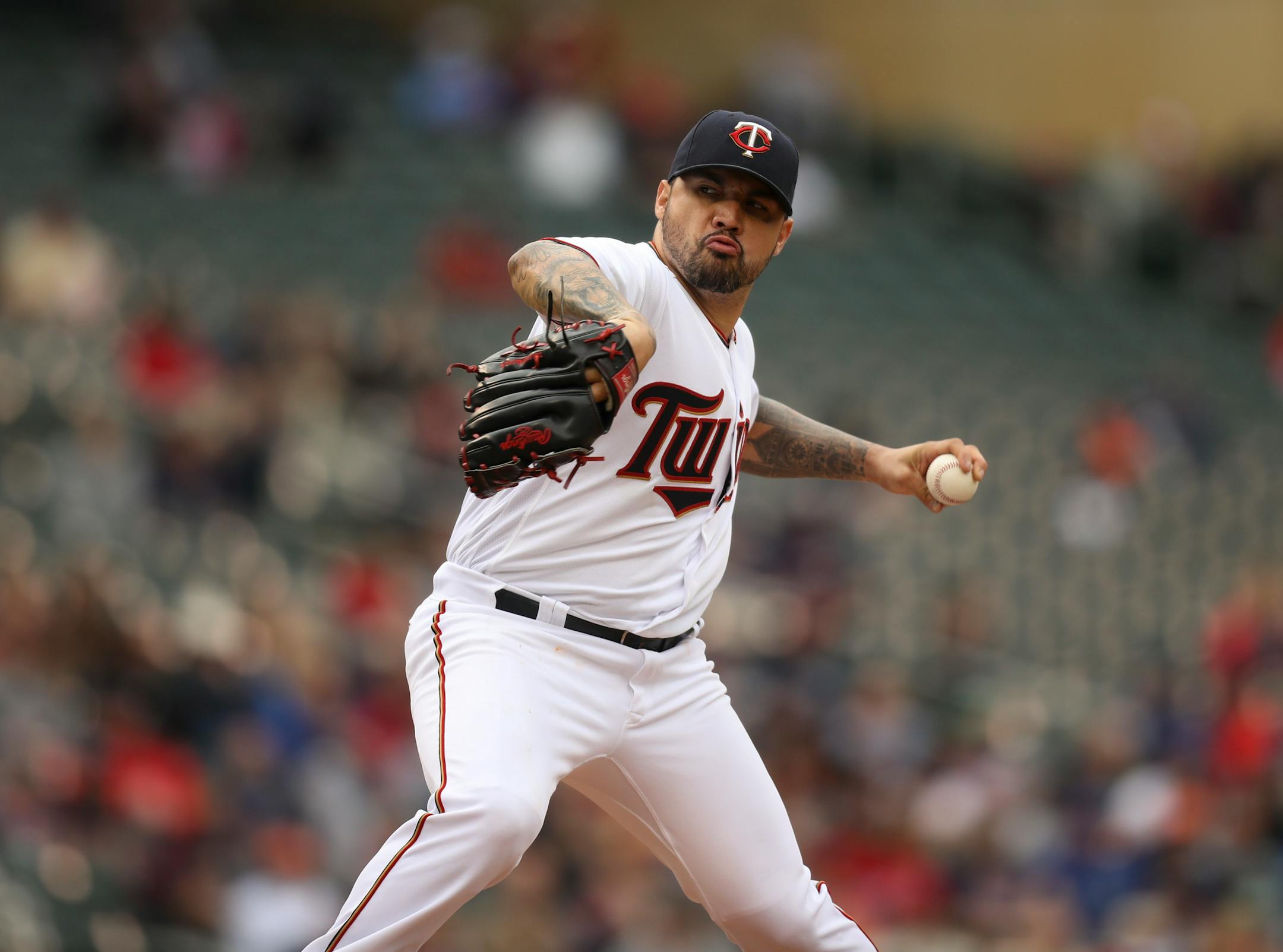 Minnesota Twins starting pitcher Hector Santiago