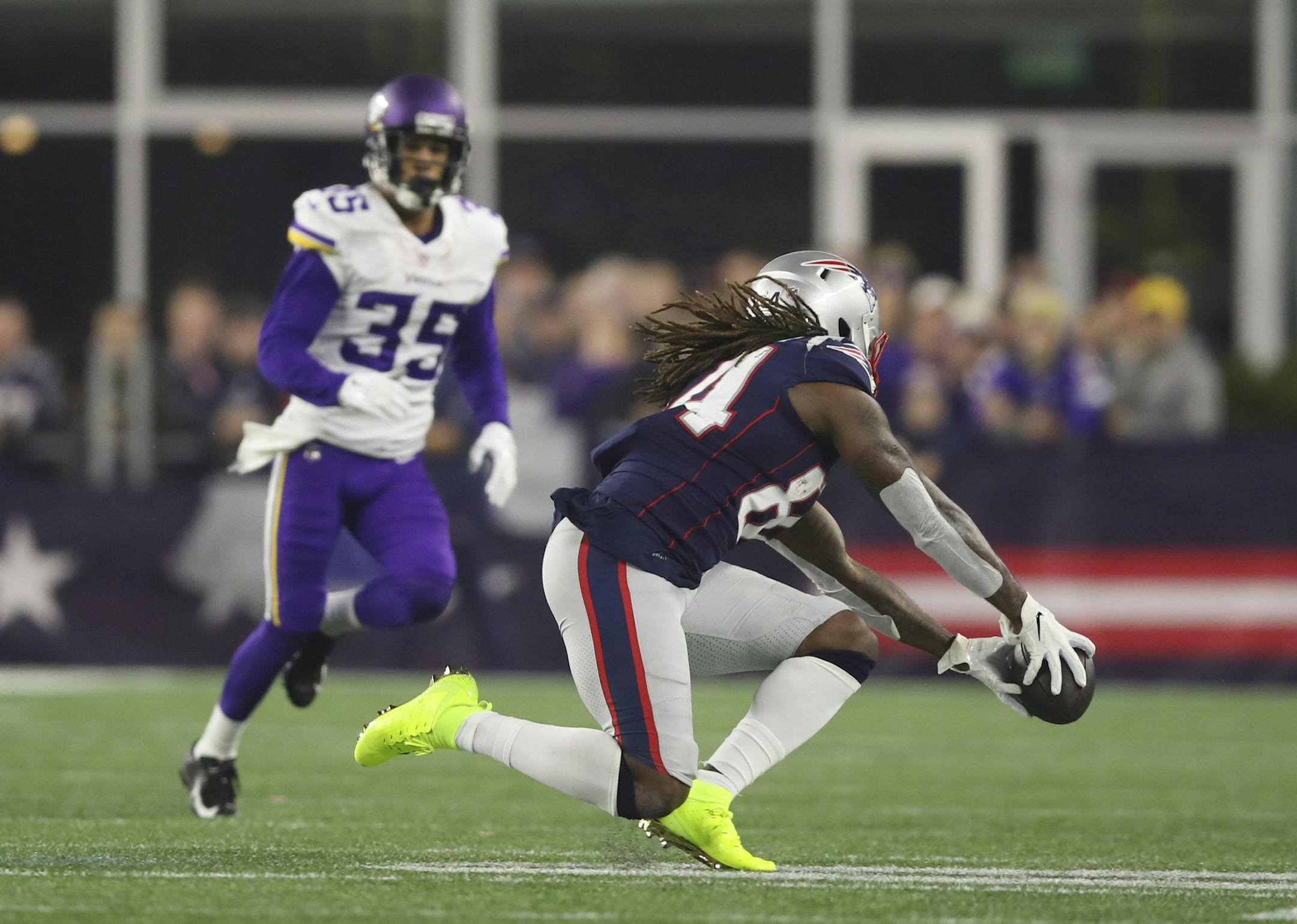 New England Patriots wide receiver Cordarrelle Patterson (84) caught a third quarter pass for a 29 yard gain and a first down. ] JEFF WHEELER ï jeff.wheeler@startribune.com The Minnesota Vikings lost to the New England Patriots 24-10 in an NFL game Sunday evening, December 2, 2018 at Gillette Stadium in Foxborough, MA.