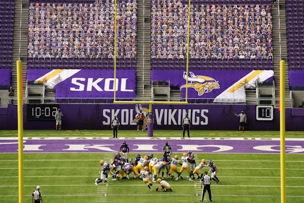Absence of fans makes for eerily quiet Vikings opener