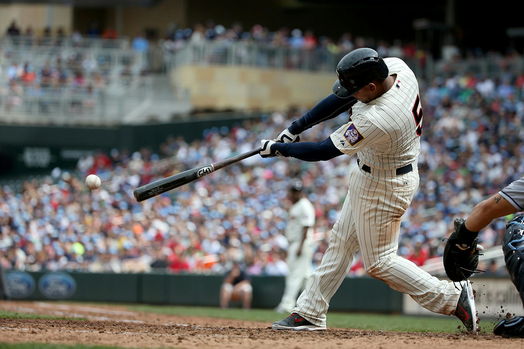 Twins Eduardo Escobar singled scoring Joe Mauer in the seventh inning.