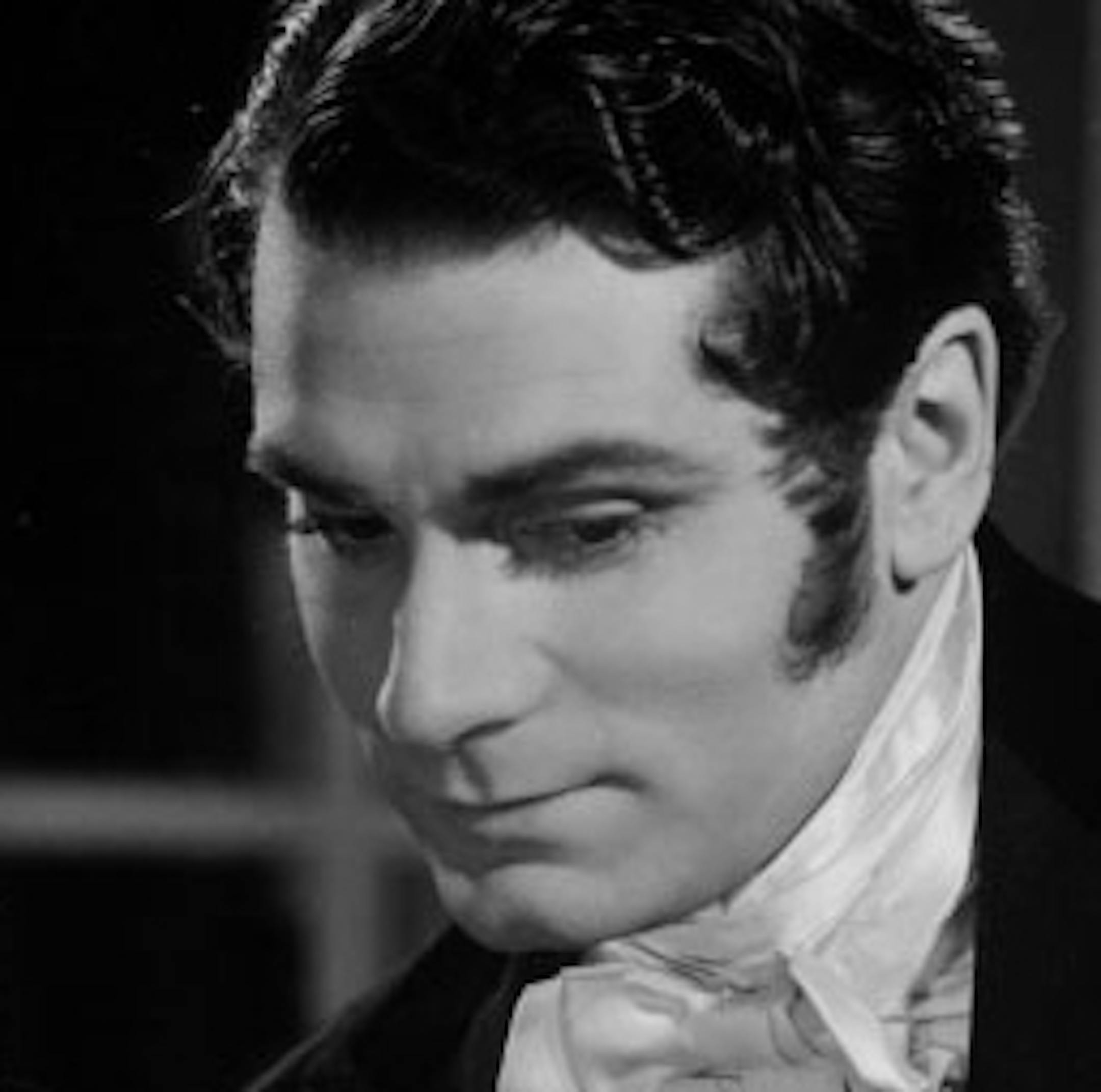 PRIDE AND PREJUDICE (1940 version) -- Greer Garson (at left) and Laurence Olivier (right) star in the 1940 movie classic "Pride and Prejudice," adapted from the Jane Austen novel. Handout file photo courtesy of Metro-Goldwyn-Mayer (MGM) Pictures. ORG XMIT: MIN2013062710475743