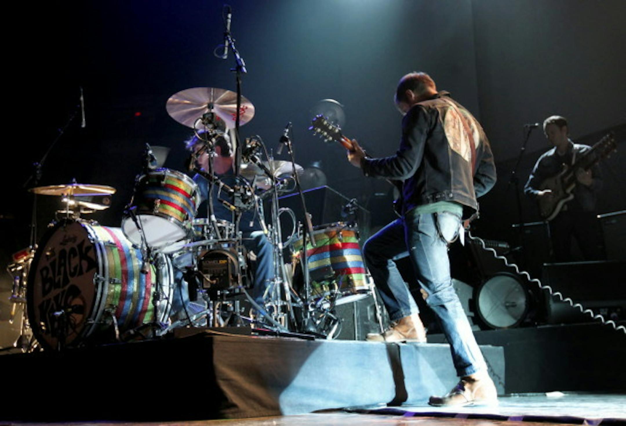 Black Keys drummer Patrick Carney and singer/guitarist Dan Auerbach didn't let the Target Center's big space get between their tight chemistry in 2012. / Carlos Gonzalez, Star Tribune