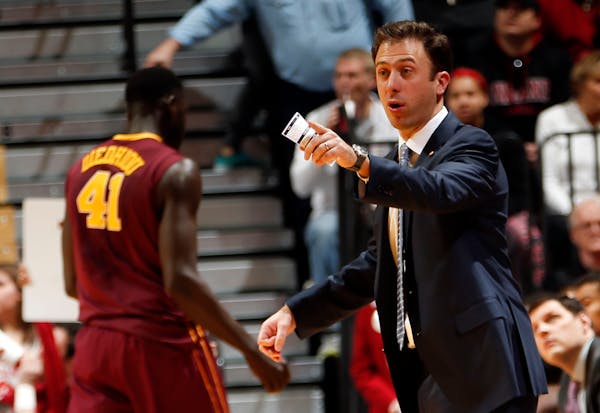 Richard Pitino's Gophers are 0-10 in Big Ten play, but they stayed close in their past two losses.
