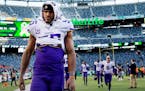 Jets official takes shot at Anthony Barr for backing out of agreement
