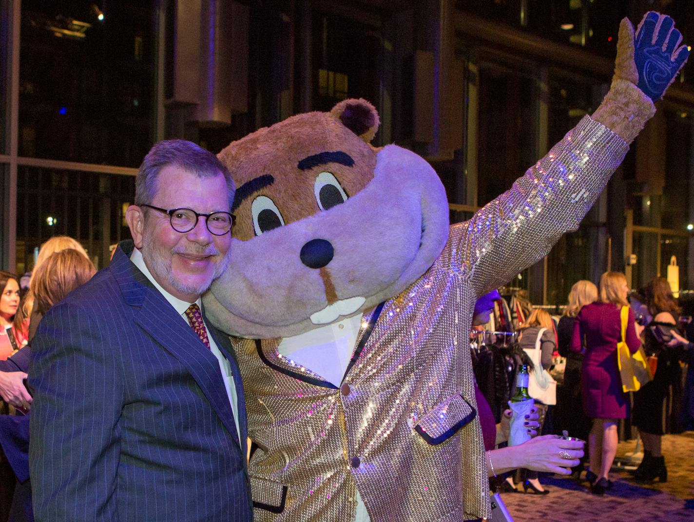 University of Minnesota President, Eric Kaler and Goldy at Fashion Fest 2017. [ Special to Star Tribune, photo by Matt Blewett, Matte B Photography, matt@mattebphoto.com, November 10, 2017, The Depot, Minneapolis, Minnesota, SAXO 1004616301 FACE112617